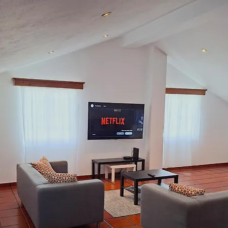 Casa Do Norte * Biscoitos (Terceira)