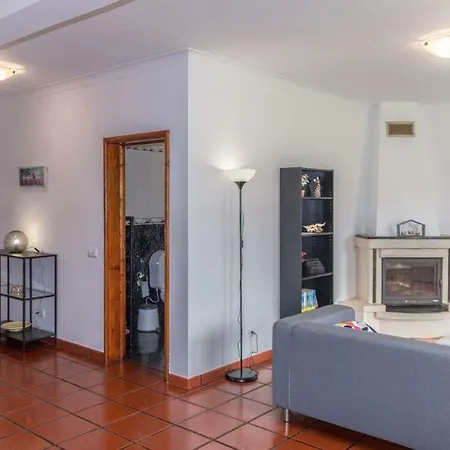 Casa Do Norte Holiday home Biscoitos (Terceira)