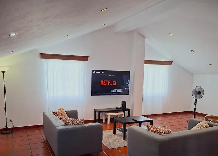 Casa Do Norte * Biscoitos (Terceira)