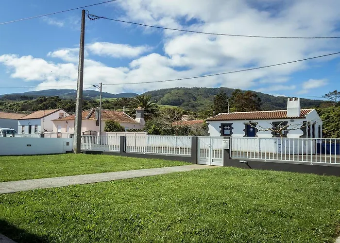 Casa Do Norte Tatil Evi Biscoitos (Terceira)